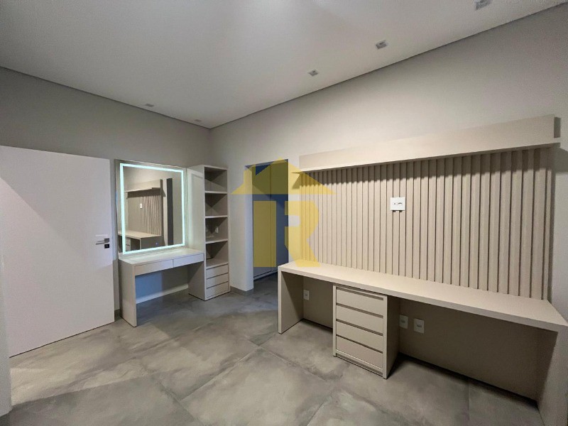 Casa de Condomínio com 3 quartos à venda, 240m² — foto 11 de 28