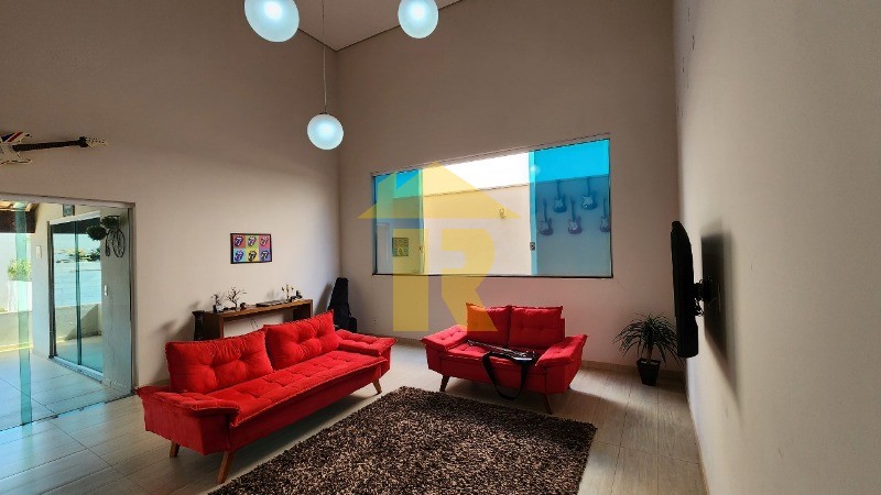 Casa de Condomínio com 3 quartos à venda, 336m² — foto 2 de 27