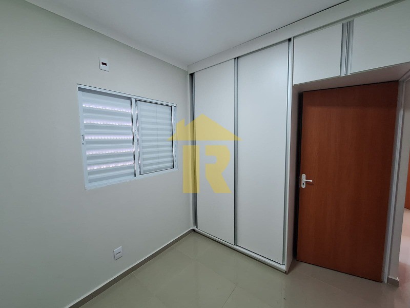 Casa com 3 quartos à venda e aluguel, 120m² — foto 24 de 32