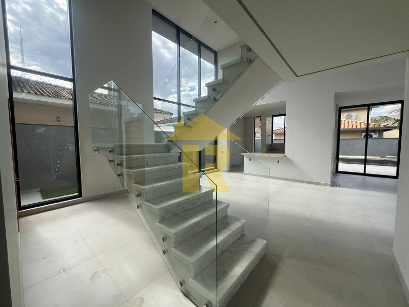 Casa de Condomínio com 3 quartos à venda, 400m² — foto 21 de 25