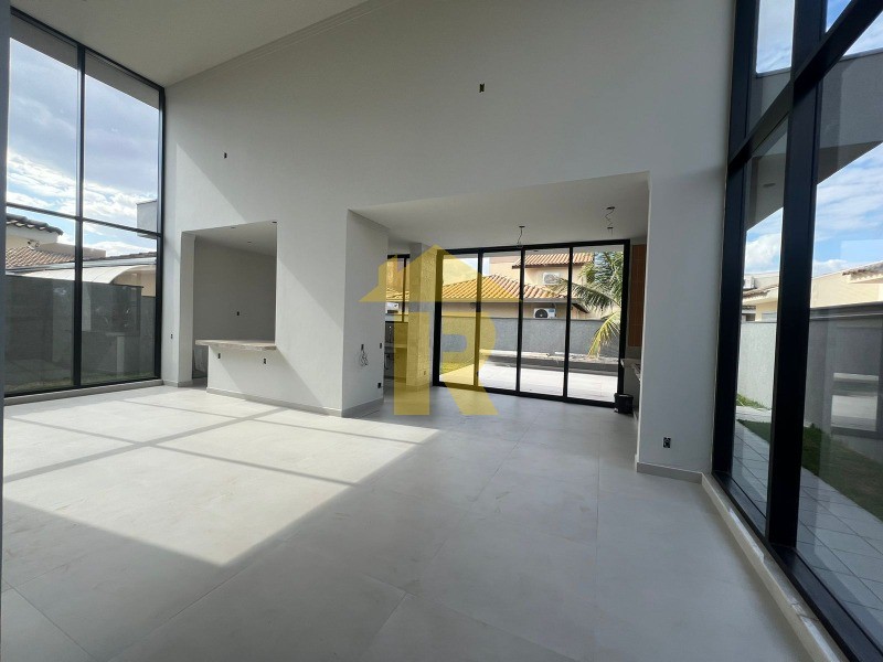 Casa de Condomínio com 3 quartos à venda, 400m² — foto 3 de 25