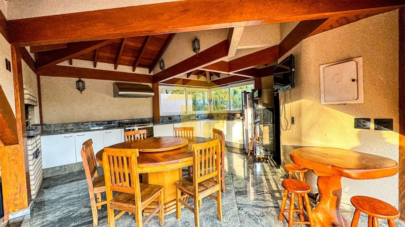 Casa de Condomínio com 4 quartos à venda, 800m² — foto 22 de 28