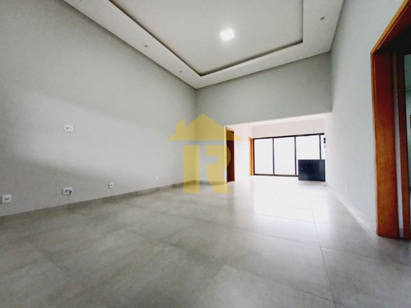 Casa com 3 quartos à venda, 140m² — foto 4 de 14