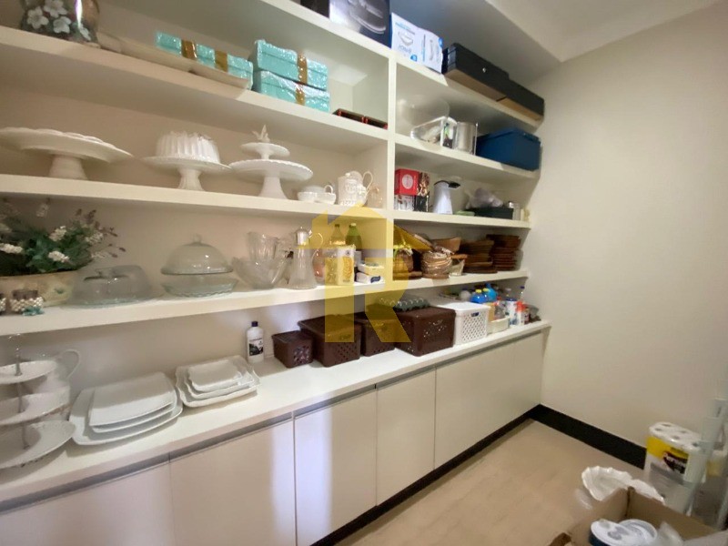 Casa de Condomínio com 4 quartos à venda, 800m² — foto 16 de 22