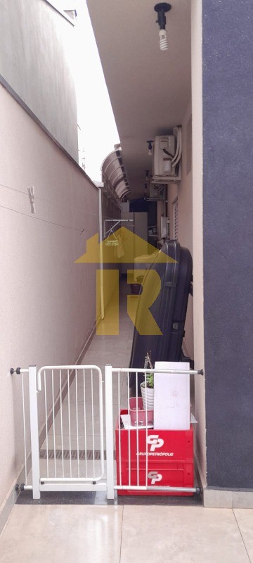 Casa com 2 quartos à venda, 190m² — foto 38 de 39