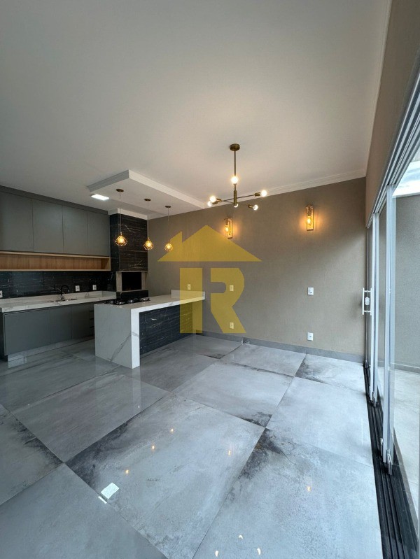 Casa com 3 quartos à venda, 120m² — foto 24 de 39