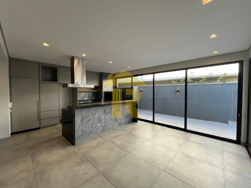 Casa de Condomínio com 3 quartos à venda, 240m² — foto 23 de 28