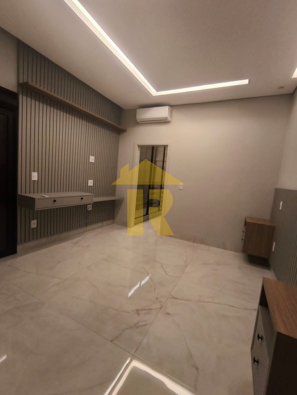 Casa de Condomínio com 4 quartos à venda, 273m² — foto 11 de 21