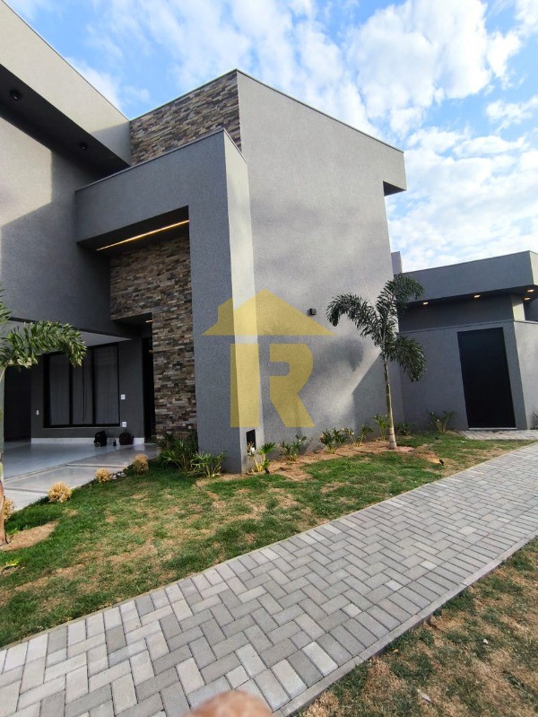 Casa de Condomínio com 4 quartos à venda, 273m² — foto 3 de 21