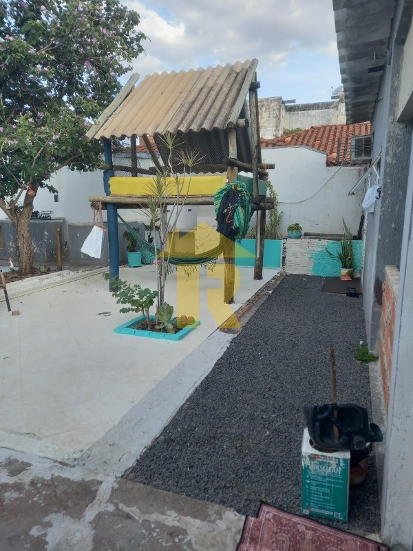 Casa com 3 quartos à venda, 300m² — foto 6 de 22