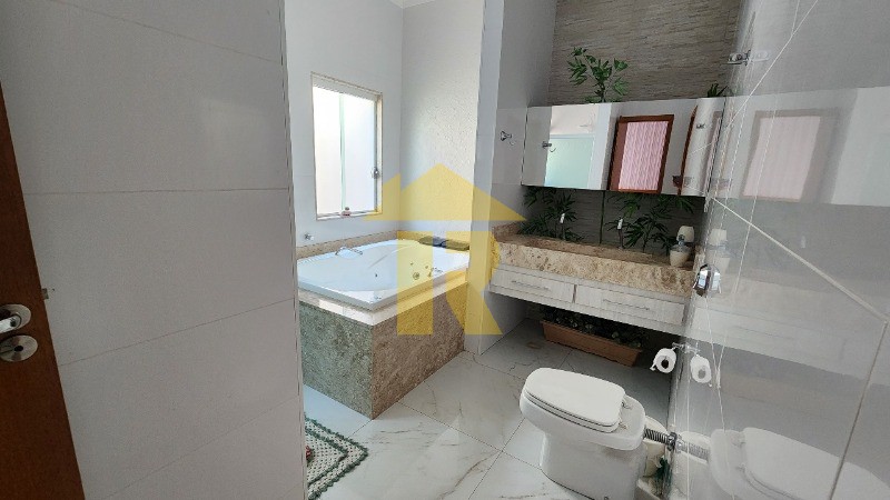 Casa de Condomínio com 3 quartos à venda, 336m² — foto 10 de 27
