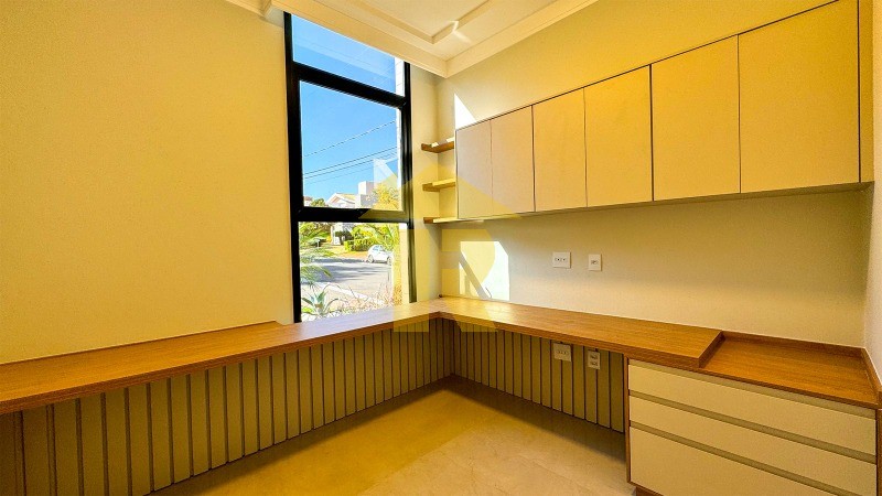 Casa de Condomínio com 4 quartos à venda, 550m² — foto 3 de 30
