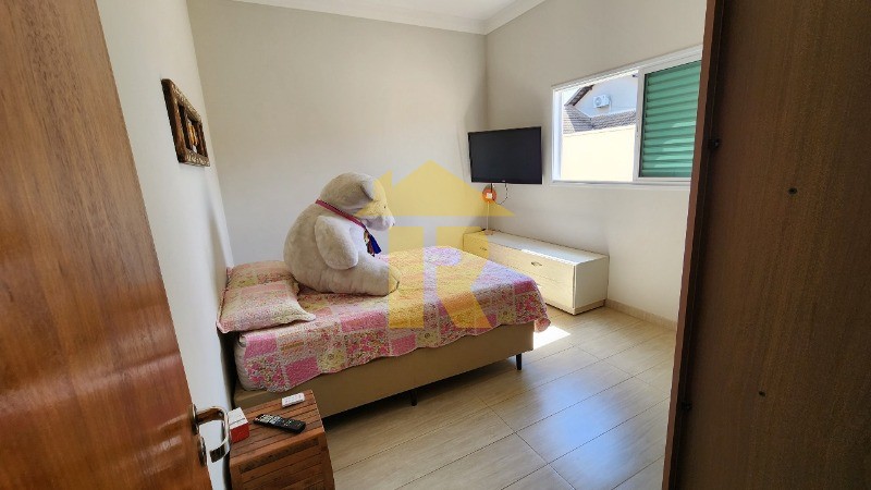 Casa de Condomínio com 3 quartos à venda, 336m² — foto 18 de 27