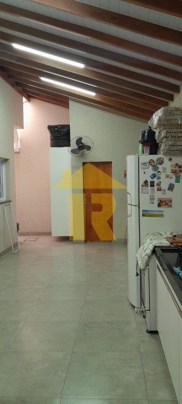 Casa com 2 quartos à venda, 190m² — foto 28 de 39