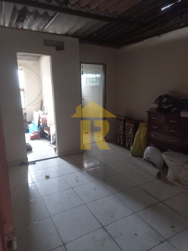 Casa com 3 quartos à venda, 300m² — foto 15 de 22