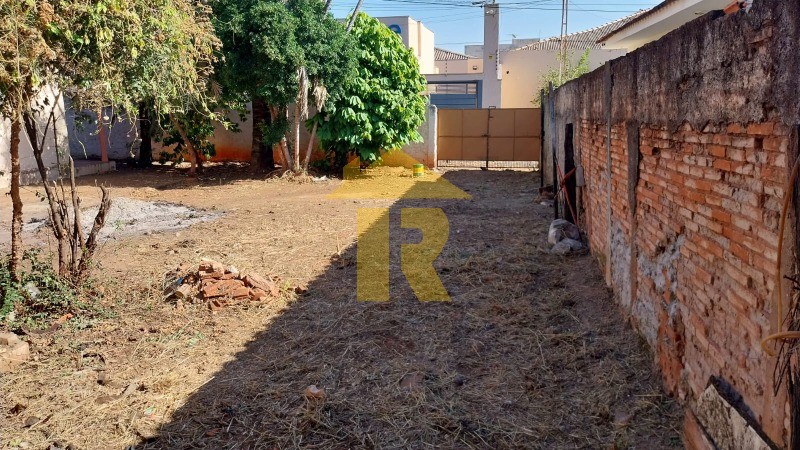 Casa com 3 quartos à venda, 100m² — foto 2 de 10