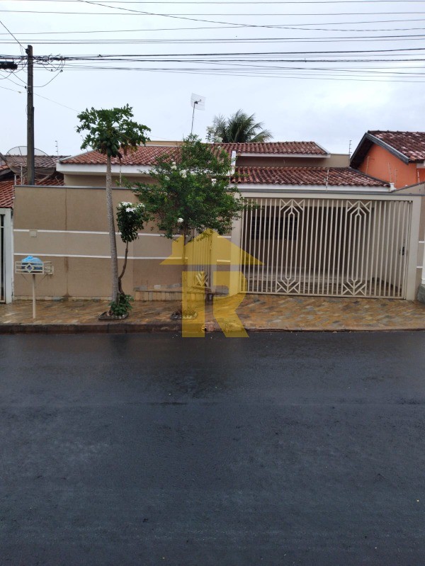 Casa com 3 quartos à venda, 120m² — foto 3 de 16