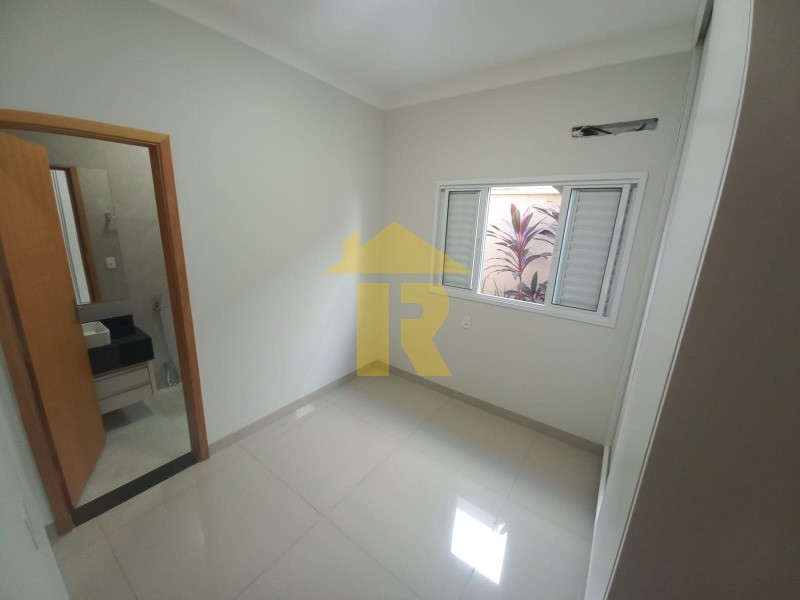 Casa de Condomínio com 3 quartos à venda, 160m² — foto 10 de 17