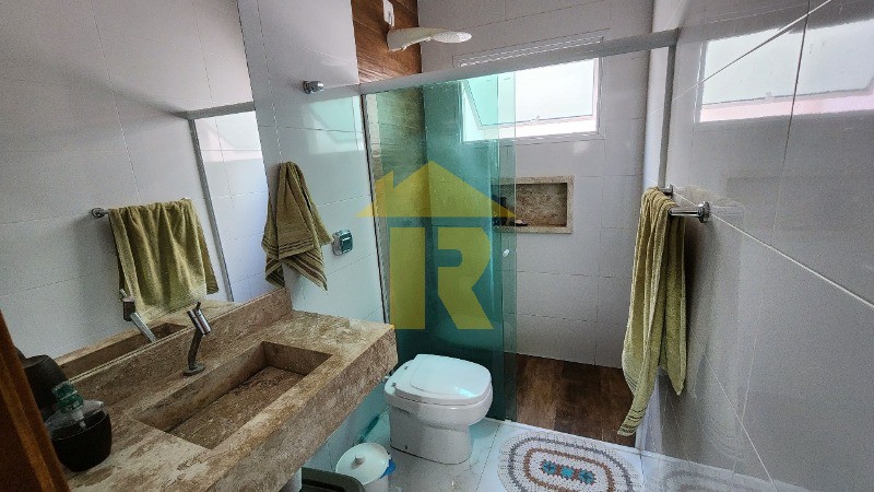 Casa de Condomínio com 3 quartos à venda, 336m² — foto 16 de 27