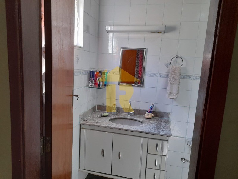 Casa com 4 quartos à venda, 165m² — foto 6 de 21