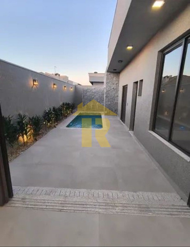 Casa de Condomínio com 3 quartos à venda, 243m² — foto 16 de 16