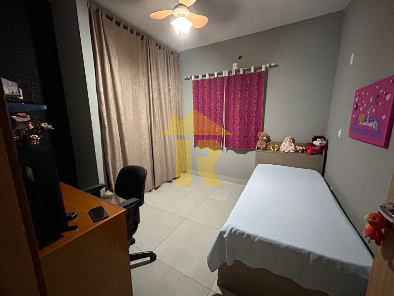 Casa com 3 quartos à venda, 170m² — foto 9 de 28