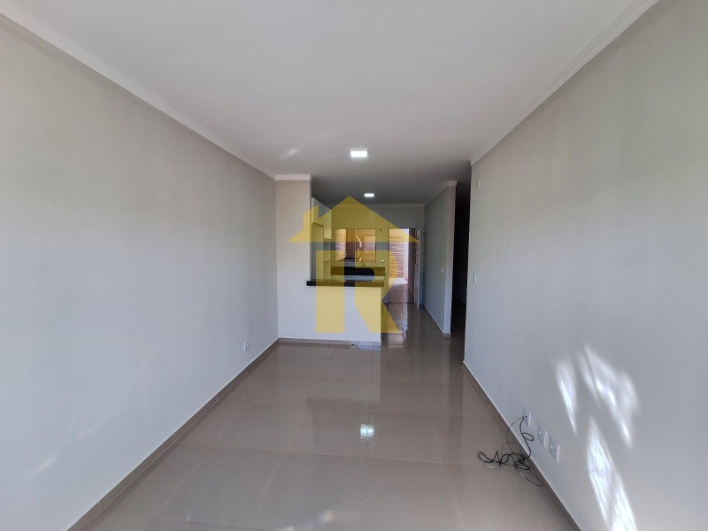 Casa com 3 quartos à venda e aluguel, 120m² — foto 8 de 32