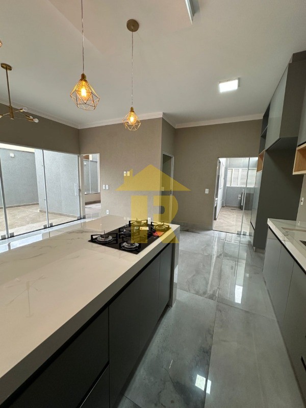 Casa com 3 quartos à venda, 120m² — foto 22 de 39