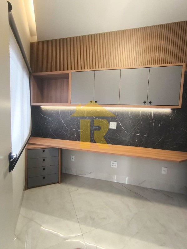 Casa de Condomínio com 4 quartos à venda, 273m² — foto 6 de 21