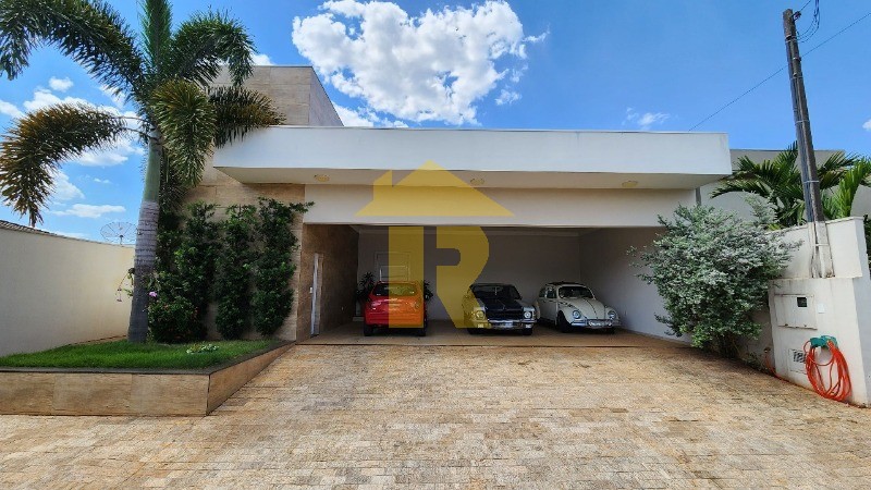 Casa de Condomínio com 3 quartos à venda, 336m² — foto 1 de 27