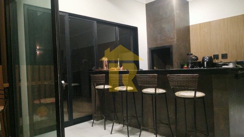 Casa de Condomínio com 3 quartos à venda, 160m² — foto 12 de 44