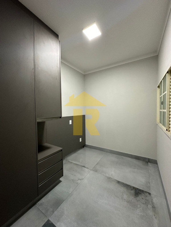 Casa com 3 quartos à venda, 120m² — foto 13 de 39