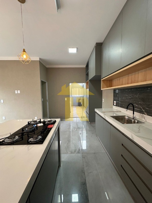 Casa com 3 quartos à venda, 120m² — foto 27 de 39