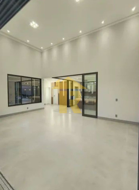 Casa de Condomínio com 3 quartos à venda, 243m² — foto 4 de 16