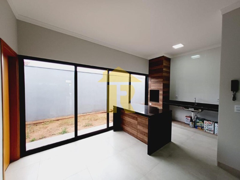 Casa com 3 quartos à venda, 140m² — foto 10 de 14