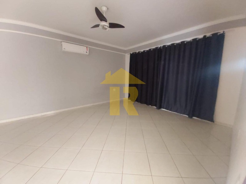Casa com 3 quartos à venda e aluguel, 210m² — foto 9 de 46