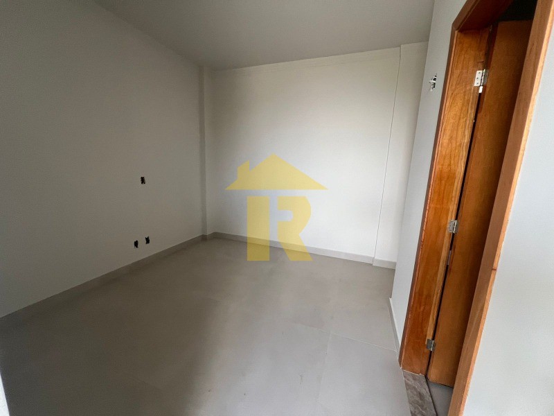 Casa de Condomínio com 3 quartos à venda, 400m² — foto 10 de 25