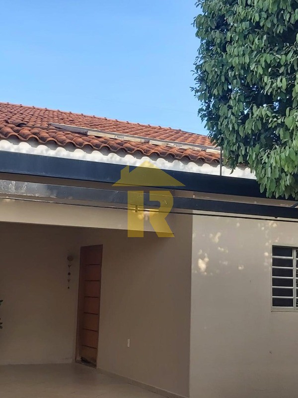 Casa com 3 quartos à venda e aluguel, 210m² — foto 4 de 46