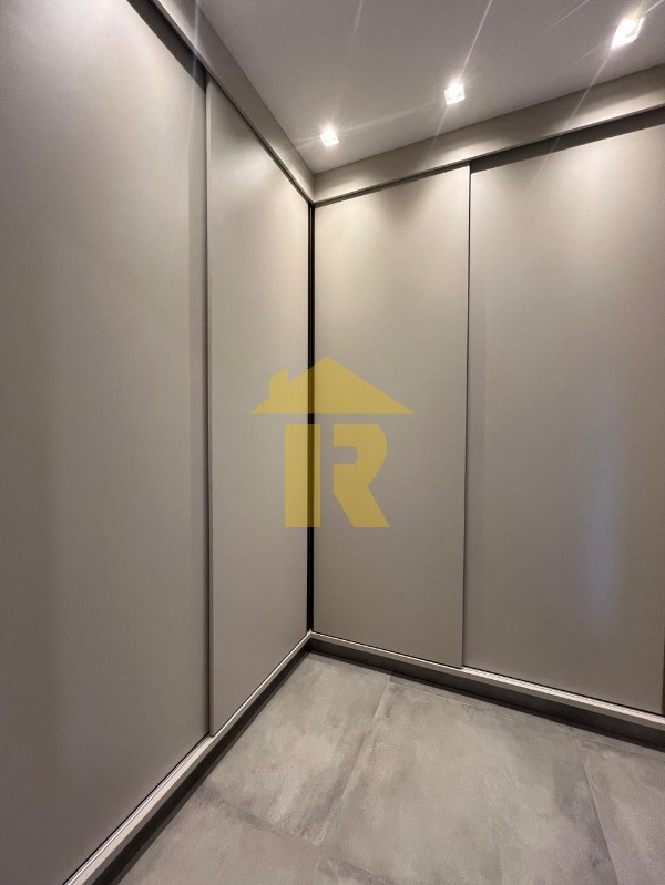 Casa de Condomínio com 3 quartos à venda, 240m² — foto 17 de 28