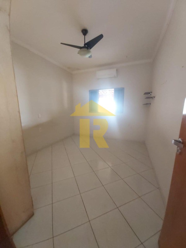 Casa com 3 quartos à venda e aluguel, 210m² — foto 22 de 46