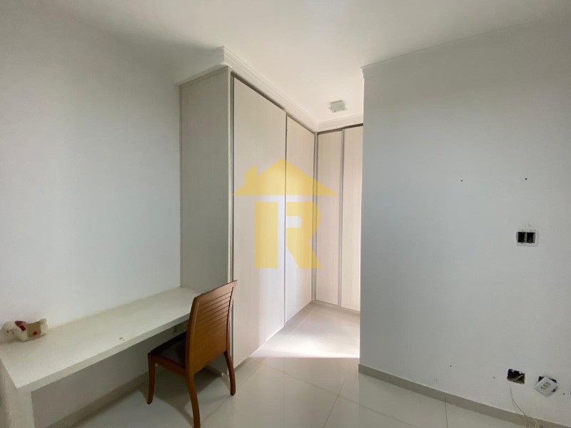 Casa de Condomínio com 3 quartos à venda, 300m² — foto 14 de 28