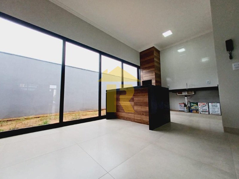 Casa com 3 quartos à venda, 140m² — foto 11 de 14