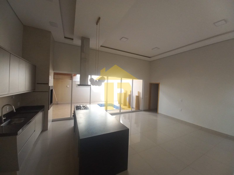 Casa de Condomínio com 3 quartos à venda, 160m² — foto 4 de 17