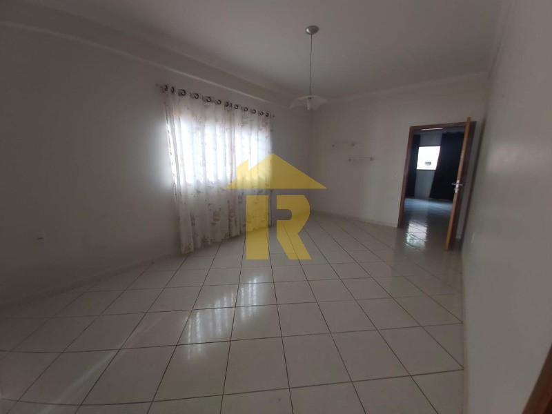 Casa com 3 quartos à venda e aluguel, 210m² — foto 12 de 46