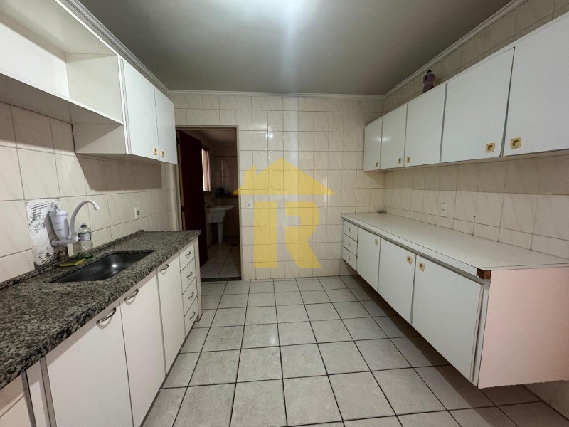 Apartamento com 3 quartos à venda, 111m² — foto 15 de 18