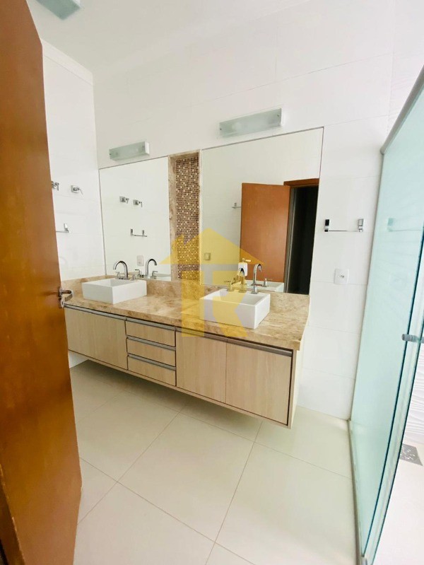 Casa de Condomínio com 3 quartos à venda e aluguel, 170m² — foto 13 de 30