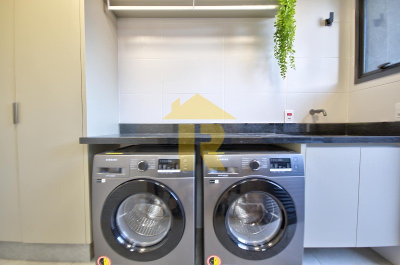 Casa com 6 quartos à venda — foto 44 de 95