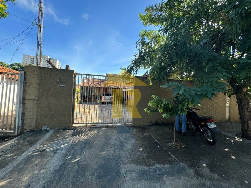 Casa com 2 quartos à venda, 120m² — foto 2 de 18