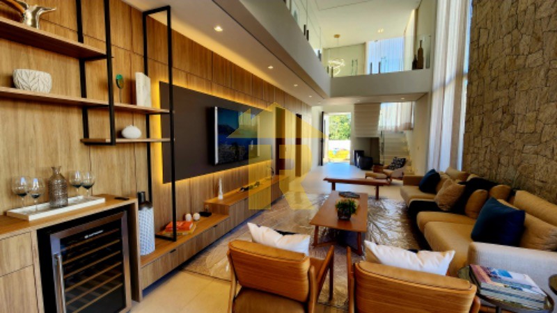 Casa de Condomínio com 6 quartos à venda, 370m² — foto 4 de 25