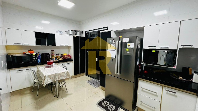 Casa de Condomínio com 4 quartos à venda, 560m² — foto 27 de 40